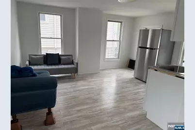 395 Bergen Avenue, Jersey City, NJ 07304 - Photo 17