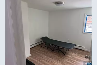 395 Bergen Avenue, Jersey City, NJ 07304 - Photo 29