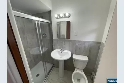 1542 10th Street 2 #2, Fort Lee, NJ 07024 - Photo 15