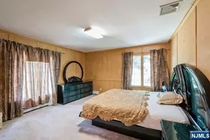 15 Old Oak Dr, Mahwah, NJ 07430 - Photo 17