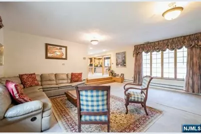 15 Old Oak Drive, Mahwah, NJ 07430 - Photo 13