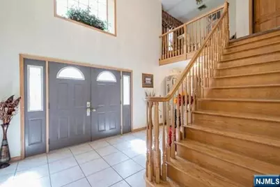 15 Old Oak Drive, Mahwah, NJ 07430 - Photo 3