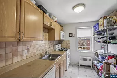 2350 Linwood Avenue 4E #4E, Fort Lee, NJ 07024 - Photo 9