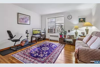 2350 Linwood Avenue 4E #4E, Fort Lee, NJ 07024 - Photo 5