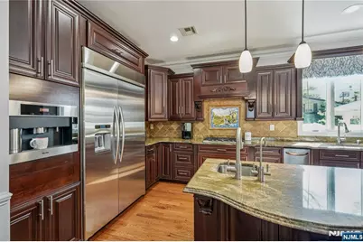 25 Page Drive, Oakland, NJ 07436 - Photo 13