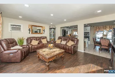 48 Garden Avenue, Woodland Park, NJ 07424 - Photo 3