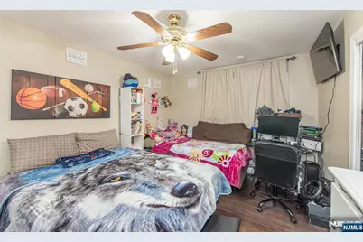 48 Garden Avenue, Woodland Park, NJ 07424 - Photo 13