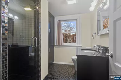 31-33 Hamilton Avenue, Weehawken, NJ 07086 - Photo 41