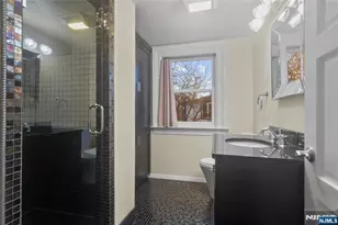 31-33 Hamilton Ave, Weehawken, NJ 07086 - Photo 41