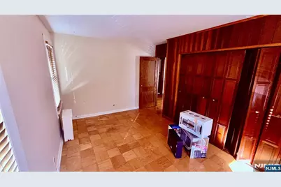 116 Dumont Avenue, Clifton, NJ 07013 - Photo 9