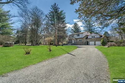 506 Ewing Avenue, Franklin Lakes, NJ 07417 - Photo 3