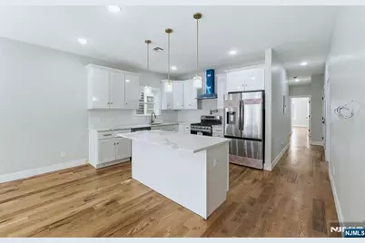44 Milford Avenue, Newark, NJ 07108 - Photo 11