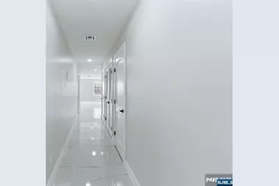 44 Milford Avenue, Newark, NJ 07108 - Photo 25