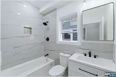 44 Milford Avenue, Newark, NJ 07108 - Photo 21