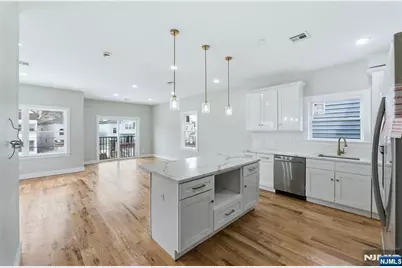 44 Milford Avenue, Newark, NJ 07108 - Photo 31