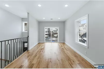 44 Milford Avenue, Newark, NJ 07108 - Photo 7