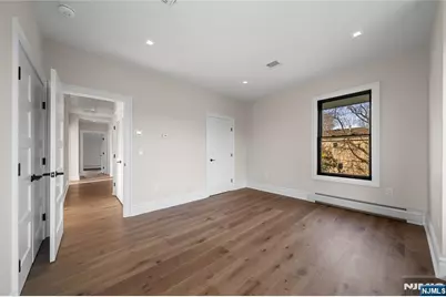 475 Morse Avenue, Ridgefield, NJ 07657 - Photo 21