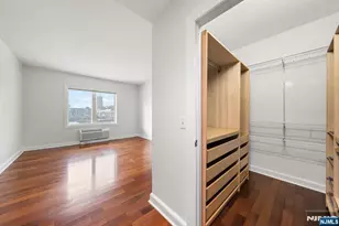 5105 City Pl 5105, Edgewater, NJ 07020 - Photo 9