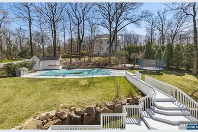 1 Hemlock Drive, Cresskill, NJ 07626 - Photo 5