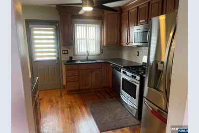 209 Van Winkle Avenue, Nutley, NJ 07110 - Photo 7