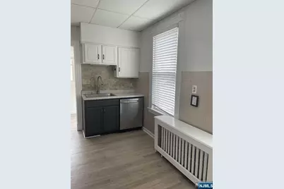 150 Lincoln Avenue 1 #1, Hawthorne, NJ 07506 - Photo 3