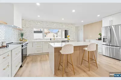 290 Queen Anne Road, Teaneck Township, NJ 07666 - Photo 9