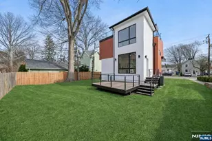 43 Grove St, Tenafly, NJ 07670 - Photo 37