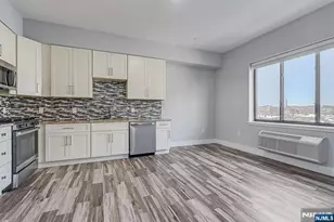 424 Whiton Street 402, Jersey City, NJ 07304 - Photo 11