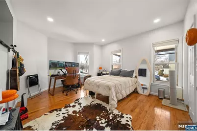 31 Park Avenue 1st Floor #1st floor, Dumont, NJ 07628 - Photo 9