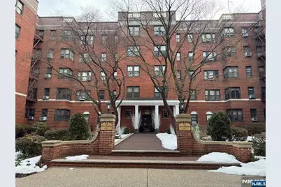 100 Prospect Avenue 2L #2L, Hackensack, NJ 07601 - Photo 1