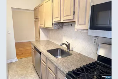 100 Prospect Avenue 2L #2L, Hackensack, NJ 07601 - Photo 11