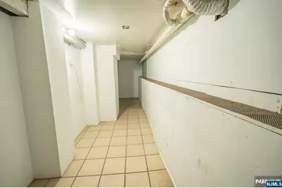 108 Hollywood Avenue, East Orange, NJ 07018 - Photo 29