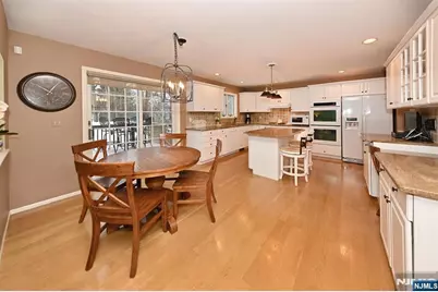 15 Drake Drive G2 #G2, Hillsdale, NJ 07642 - Photo 9