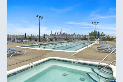 8450 Boulevard East 4F #4F, North Bergen, NJ 07047 - Photo 3