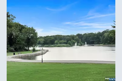 8450 Boulevard East 4F #4F, North Bergen, NJ 07047 - Photo 9