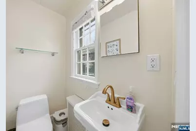 98 Windsor Road, Tenafly, NJ 07670 - Photo 7