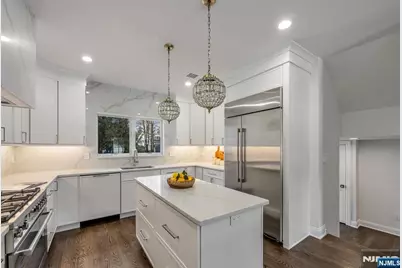 35 Lloyd Road, Ho Ho Kus, NJ 07423 - Photo 7