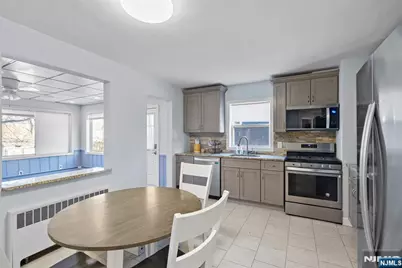 7-09 Dewey Place, Fair Lawn, NJ 07410 - Photo 5