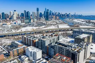 424 Whiton Street 603, Jersey City, NJ 07304 - Photo 17