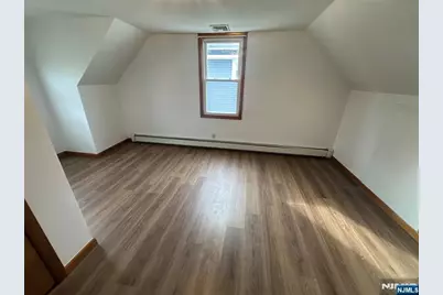 74 Rosemont Avenue, Elmwood Park, NJ 07407 - Photo 15