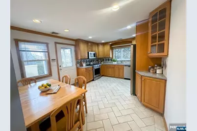 74 Rosemont Avenue, Elmwood Park, NJ 07407 - Photo 3