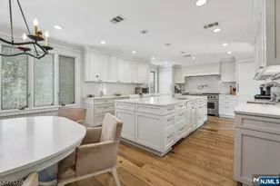 12 Dale Dr, West Orange Township, NJ 07052 - Photo 9