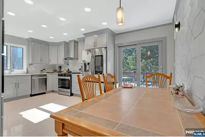 573 Kearney Avenue C0573 #C0573, Cliffside Park, NJ 07010 - Photo 7