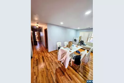 557 Park Place, Lyndhurst Township, NJ 07071 - Photo 17