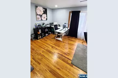 557 Park Place, Lyndhurst Township, NJ 07071 - Photo 5