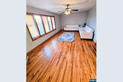 557 Park Place, Lyndhurst Township, NJ 07071 - Photo 15