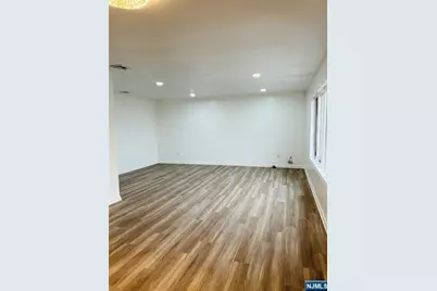 360 Broad Street, Carlstadt, NJ 07072 - Photo 3