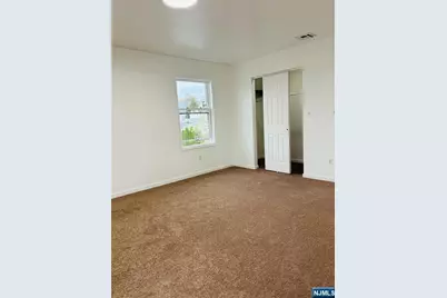 360 Broad Street, Carlstadt, NJ 07072 - Photo 11