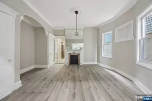 31 Claremont Ave, Jersey City, NJ 07305 - Photo 5