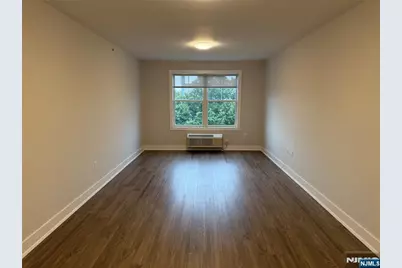 1685 Bergen Boulevard 715 #715, Fort Lee, NJ 07024 - Photo 5